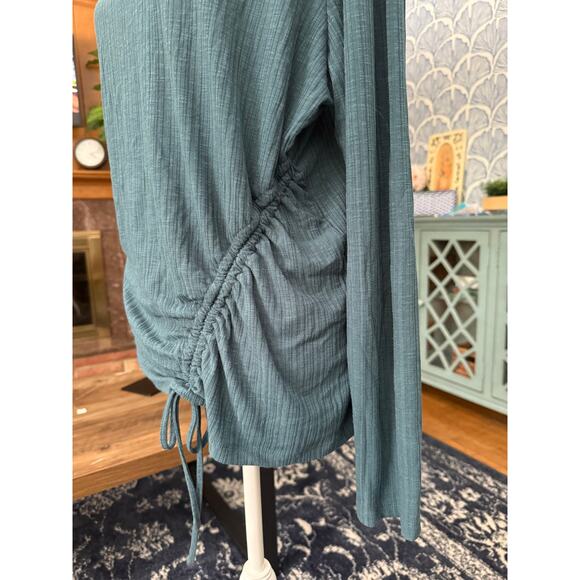 Wrangler Long Sleeve Knit Ruched Drawstring Top - Picture 5 of 5
